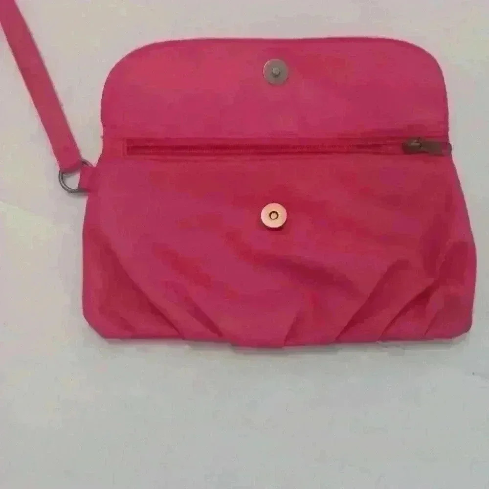 MOSSIMO Wristlet Wallet​ - Picture 2 of 4